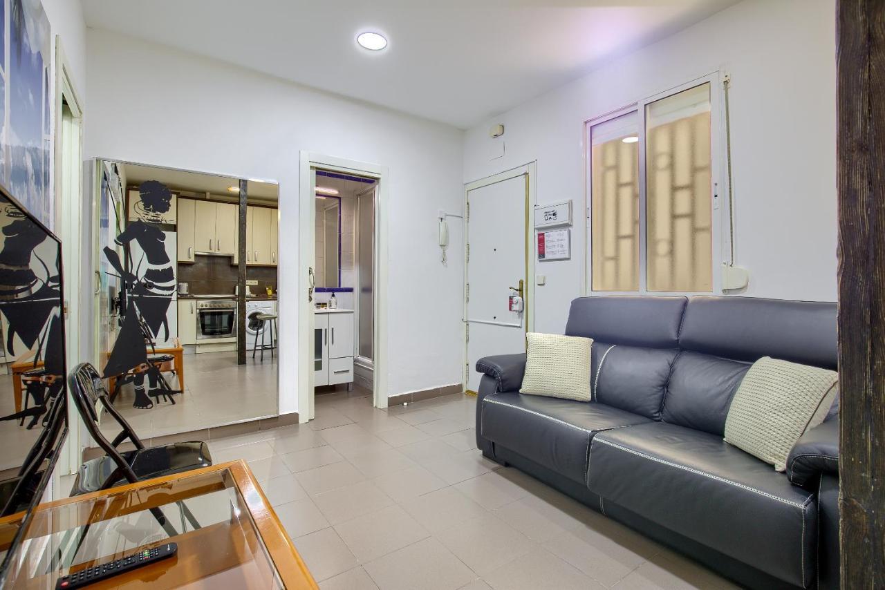 Charming Madrid Ferrocarril - Estancias Temporales ภายนอก รูปภาพ